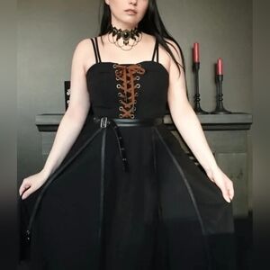 New Scarlet Darkness Black Dress Size Small